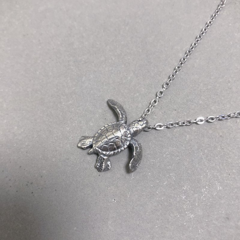 925 Silver Sea Turtle Necklace - Necklaces - Sterling Silver Transparent