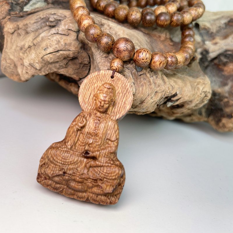 Fresh fragrance/avoid evil and soothe the nerves/wild Vietnamese Nha Trang/lotus Guanyin agarwood necklace - Necklaces - Wood 