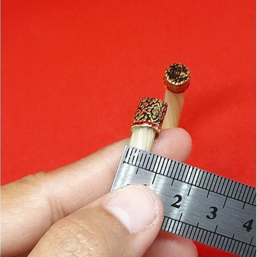18Kをあしらった象の尻尾の毛で作ったケニア製のブレスレット