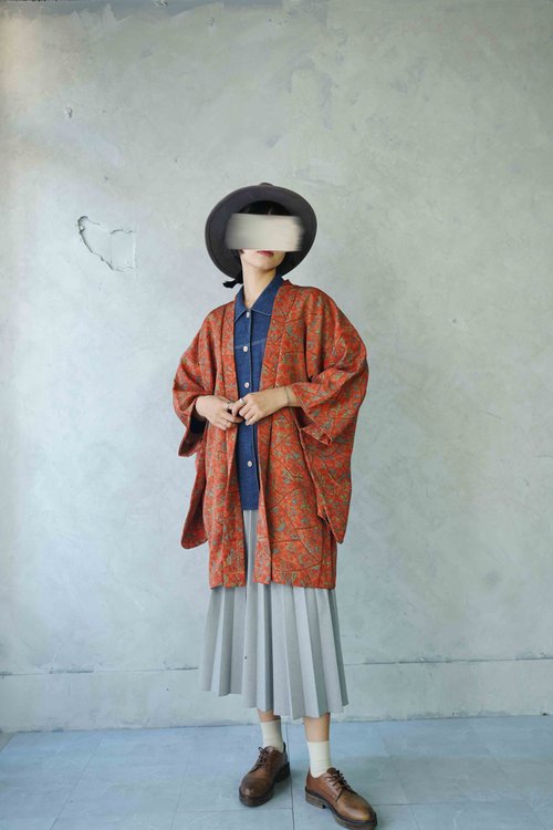 4.5studio 尋寶古著-春天花草系印花橘紅質感日本羽織和服