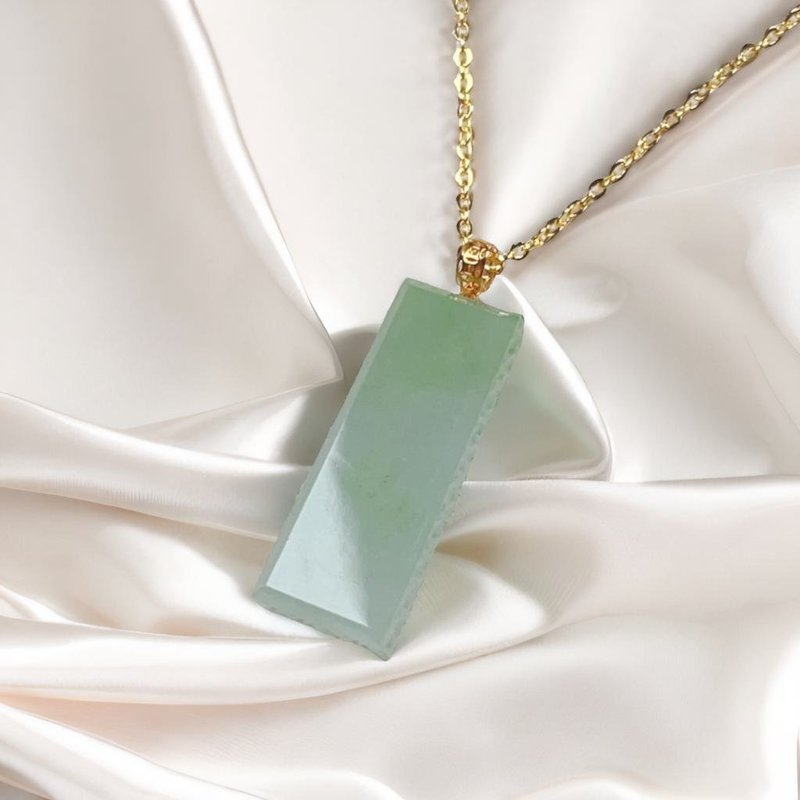 [Mother's Day Special] Ice Green Jade Wushi Brand Necklace 18K Gold | Natural Burmese Jade Jade A Grade | Gift - Necklaces - Jade Green