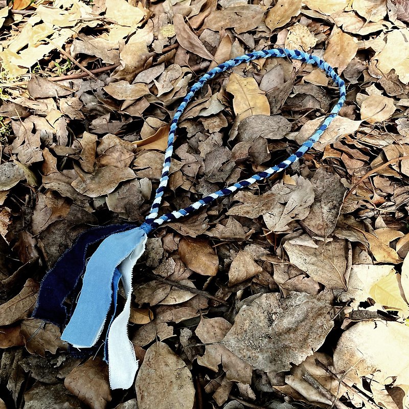 藍染手工做 編織掛繩 項鏈 - 項鍊 - 棉．麻 藍色