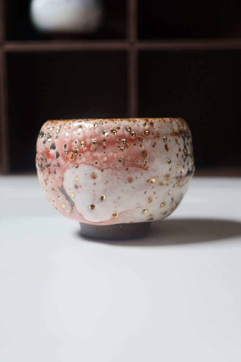 Gypsophila-red Shine gilt cup-handmade-capacity about 80cc - ถ้วย - ดินเผา 