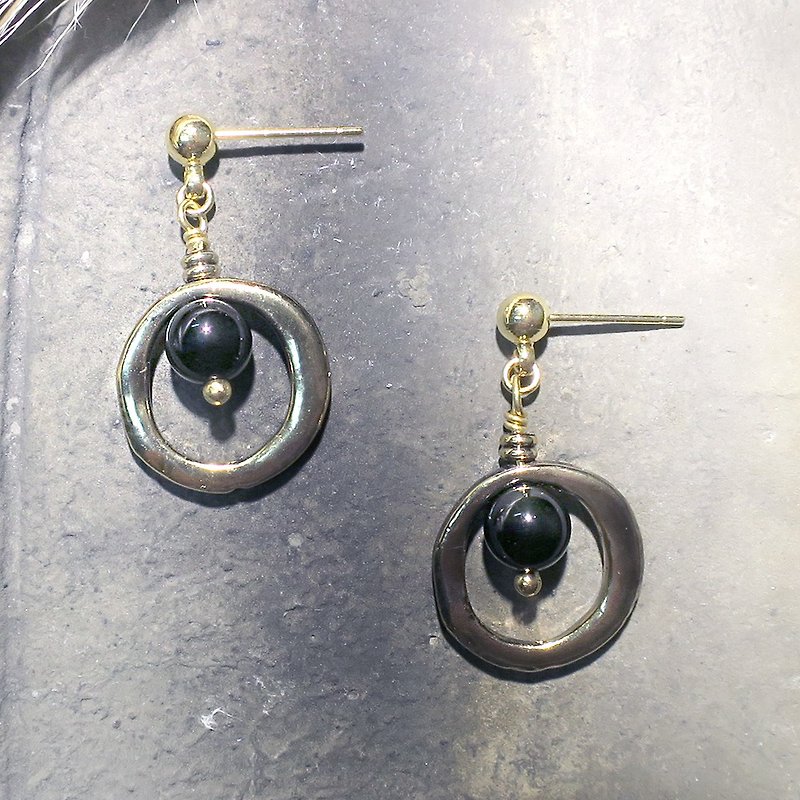 VIIART. Big circle-black. Vintage gold obsidian earrings-can be clipped - Earrings & Clip-ons - Other Metals Black