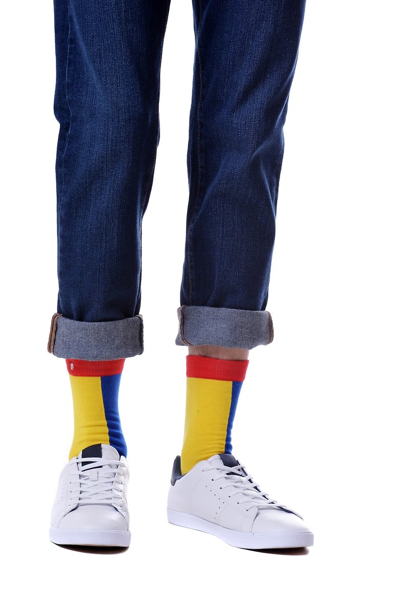 Fool's Day Knitted Crew Socks - Lego Red - ถุงเท้า - ผ้าฝ้าย/ผ้าลินิน หลากหลายสี