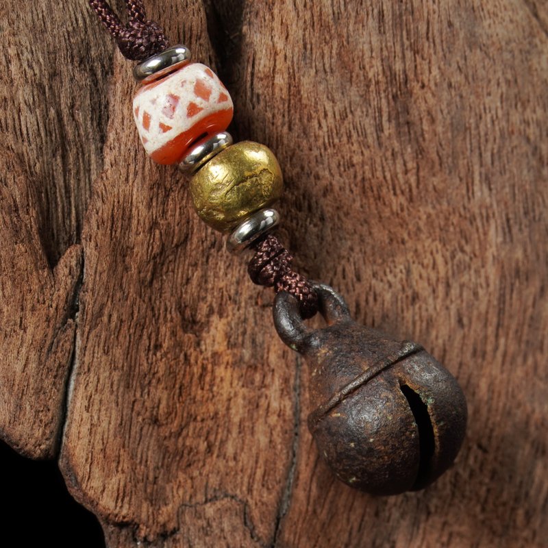 Burmese antique bells. Rosary-shaped Talong mantra beads. Grid pattern carnelian ancient bead ornaments - Other - Other Materials 