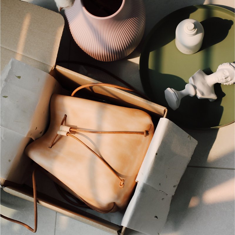 Handmade Handcrafted Vegetable tanned  Leather Drawstring Bucket Bag - L - Messenger Bags & Sling Bags - Genuine Leather Khaki