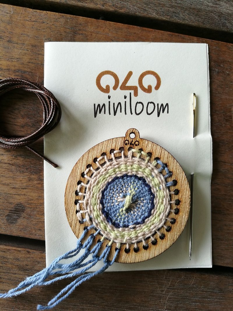 DIY mini loom necklace - round loom set - Wood, Bamboo & Paper - Wood Brown