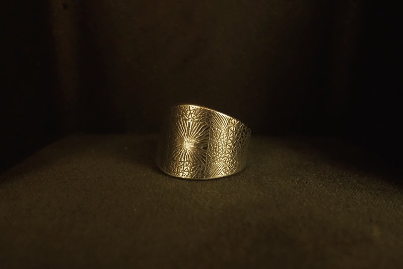 ShouZhuo handmade---pattern (sterling silver ring) - แหวนทั่วไป - เงินแท้ สีเงิน
