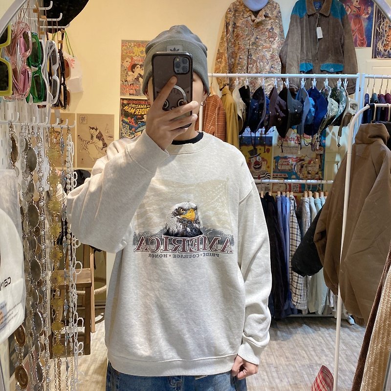 Vintage American Animal University T - Unisex Hoodies & T-Shirts - Other Materials Silver
