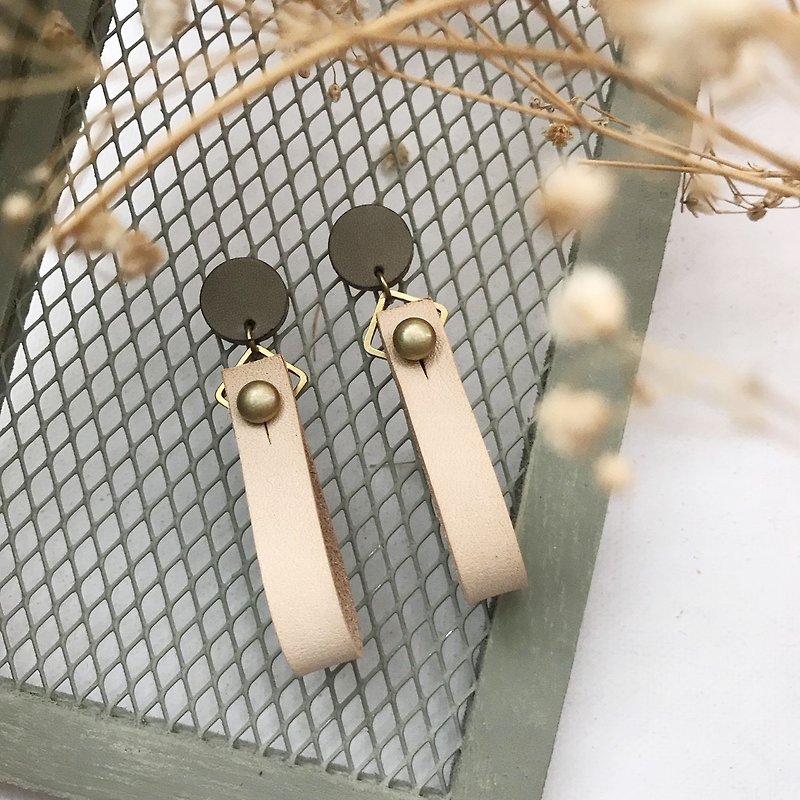 Leather Earrings_Ear Earrings_Round Strap with No.1 Works_Gray White Leather_Leather Earring - Earrings & Clip-ons - Genuine Leather Multicolor