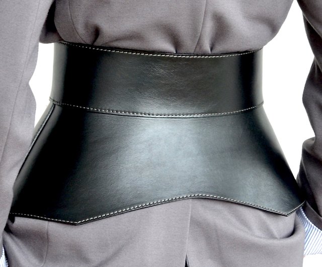 Black Leather Corset Belt Wide Waist Belt Peplum Belt - Shop LALABELT Belts  - Pinkoi