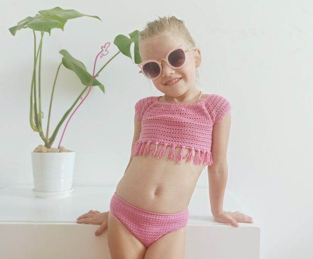 Little girl in deals pink bikini