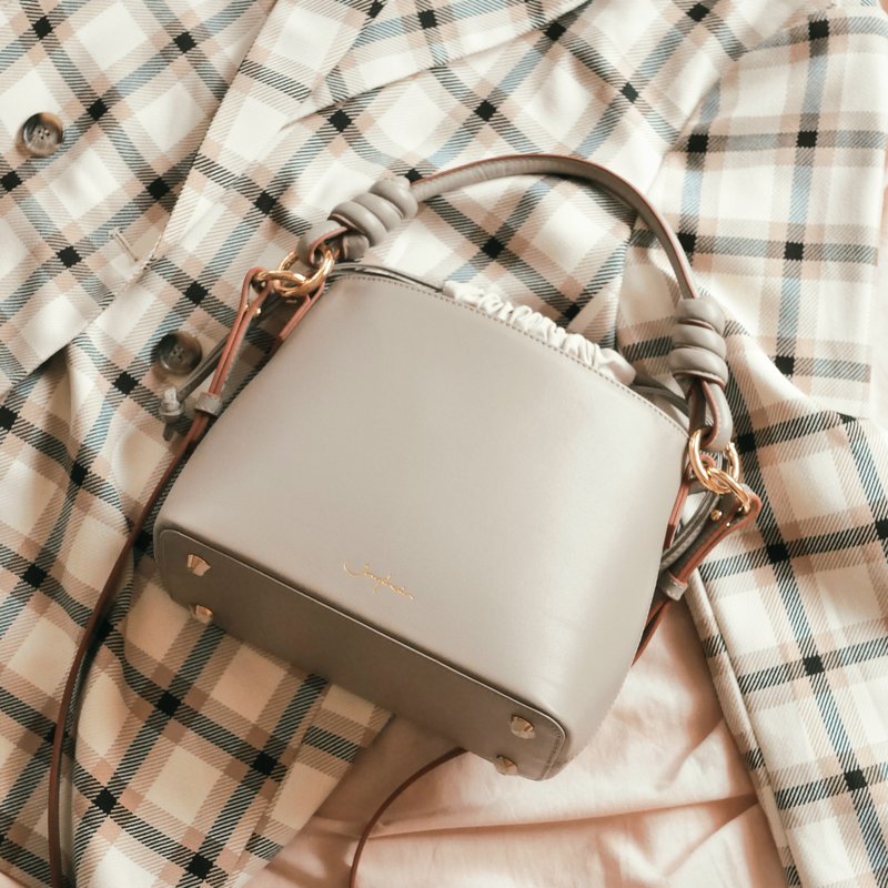 真皮包包 Fuji Bucket Bag 束口袋 / Taupe Nappa Leather 真皮 - 束口袋/束口背包/水桶包 - 真皮 卡其色