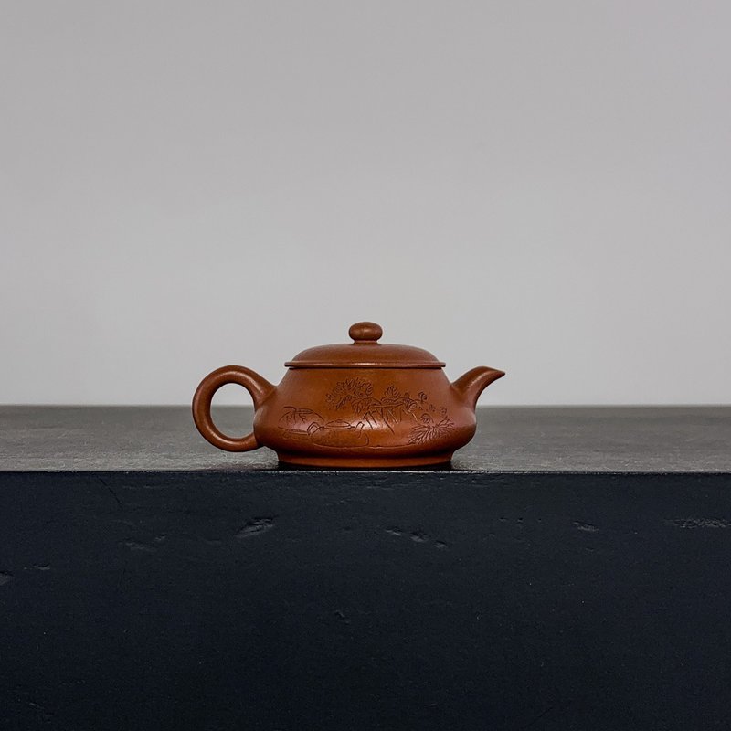 送禮紫砂壺茶壺明炉 朱泥 刻清供图 80cc 油润朱泥 大口实用器 沉 - 茶壺/茶杯/茶具 - 陶 灰色