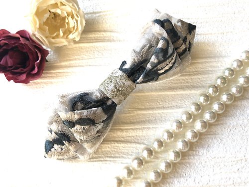flor-accessory バレッタ リボン 刺繍 フラワー ブルー ホワイト