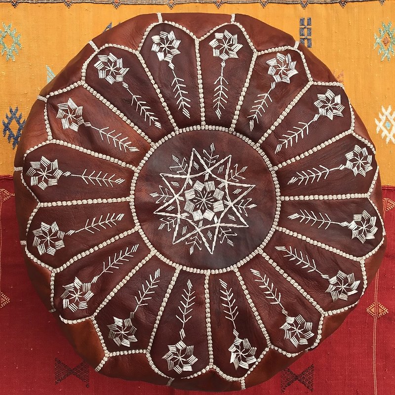 摩洛哥 手工刺繡 皮坐墊 Moroccan Pouf 淺色 - 其他家具 - 真皮 咖啡色
