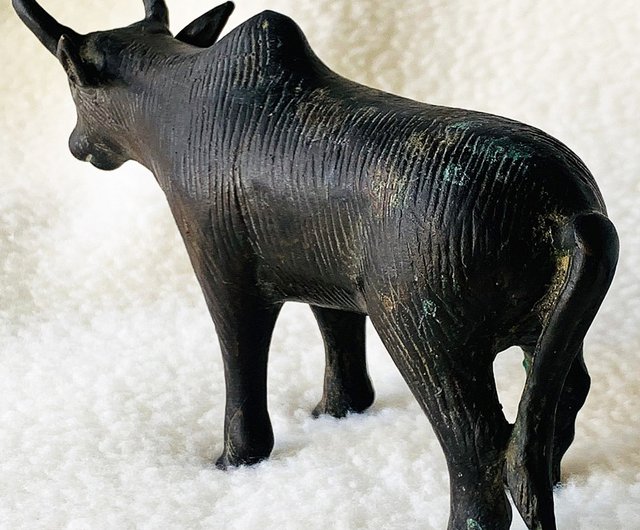 グリーン クリスタル バッファローの置物 ハンドメイド 希少品 【公式