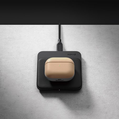 American NOMAD AirPods(第3世代)専用レザー保護収納ボックス American NOMAD AirPods(第3世代)専用レザー保護収納ボックス