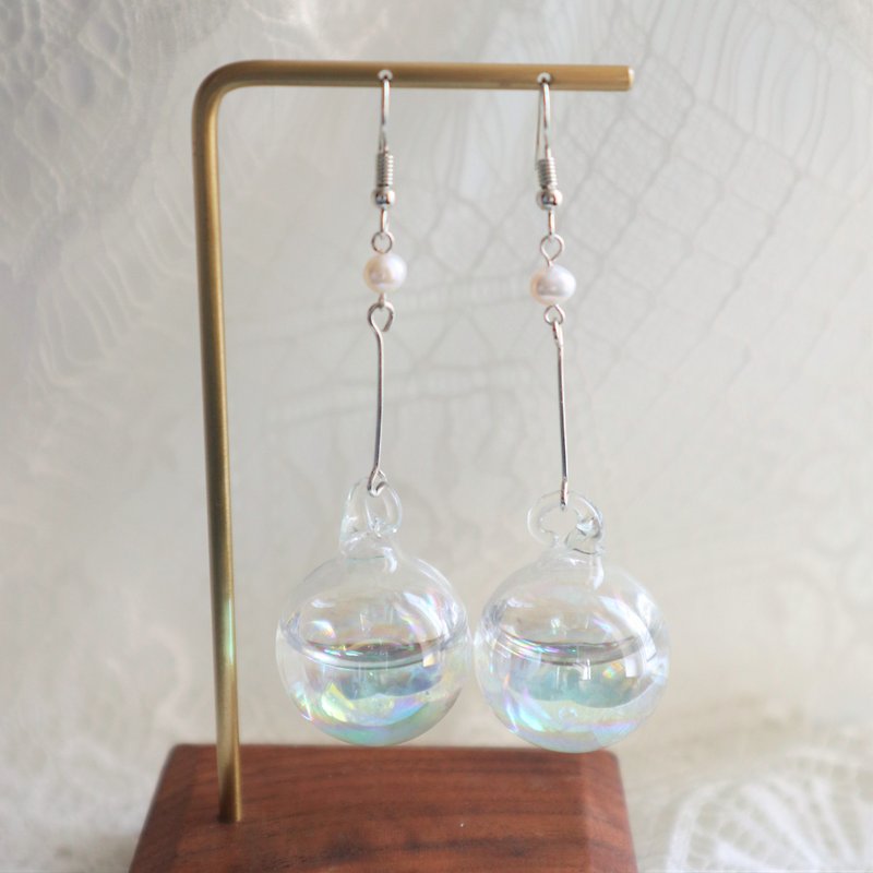 [Temperament l sweet series] water polo wave freshwater pearl hypoallergenic earrings - Earrings & Clip-ons - Other Materials Silver
