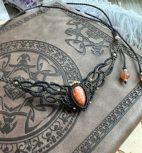 N877 エスニック風蝋糸編み込み石ブロンズビーズネックレス（長さ調節