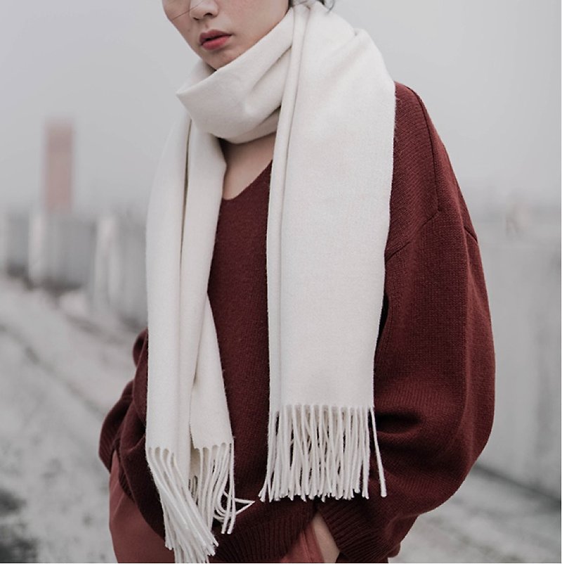 White 100% of the whole wool classic letter of the resurrection letter of staff a scarf big shawl autumn and winter warm long minimalist wild do not make warm your stomach Christmas gifts | vitatha Fanta original design independent women's brand - Scarves - Wool White