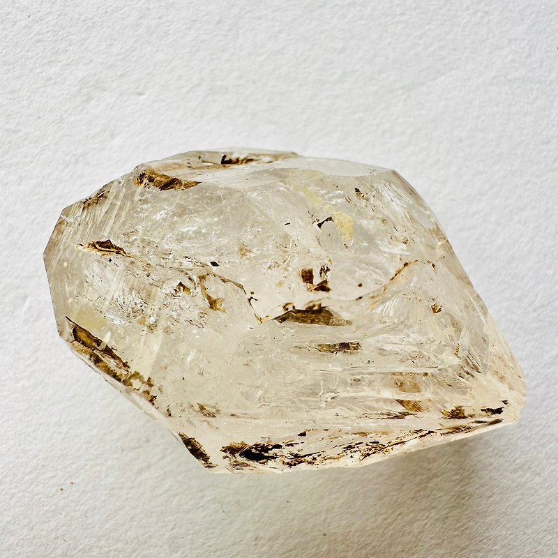Pakistani yellow mud skeleton crystal Silver 23 window backbone crystal raw stone raw ore standard magnetic field chakra - ของวางตกแต่ง - วัสดุอื่นๆ สีทอง