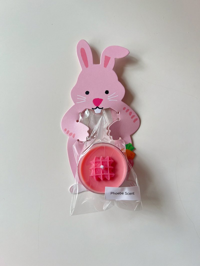 Phoebe Scented Candle-Rabbit Dessert Wax - เทียน/เชิงเทียน - วัสดุอื่นๆ 