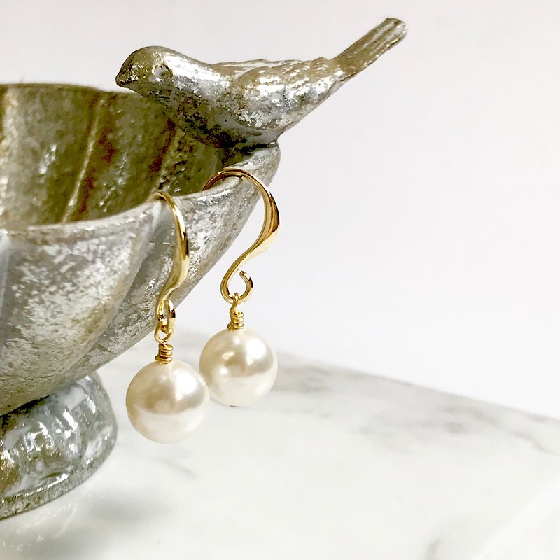 Dangling pearl gold earring - ต่างหู - ไข่มุก สีทอง