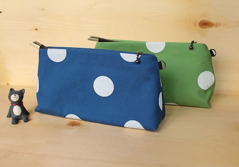 Dot/Cosmetic Bag/Universal Bag/Pouch/First Dyed Cloth/Japanese Canvas - กระเป๋าเครื่องสำอาง - ผ้าฝ้าย/ผ้าลินิน สีเขียว