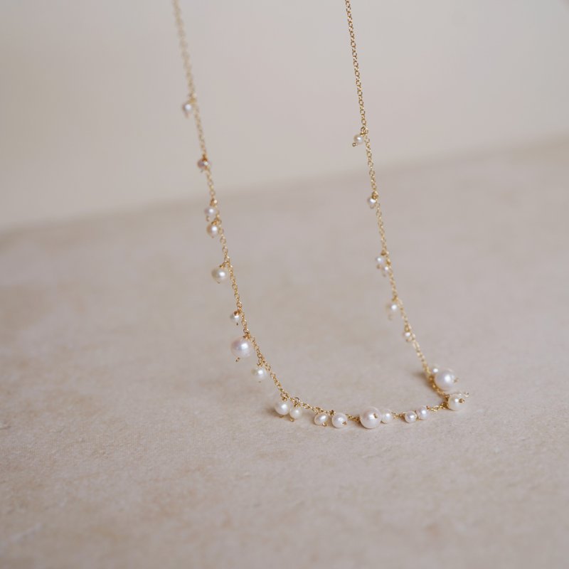 14kgf freshwater pearl canon necklace - สร้อยคอยาว - ไข่มุก ขาว