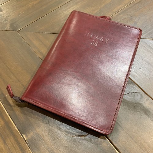 LouisRay Leather 純手工縫製皮件 純手工製作手工染色皮革6孔A5活頁筆記本免費印字