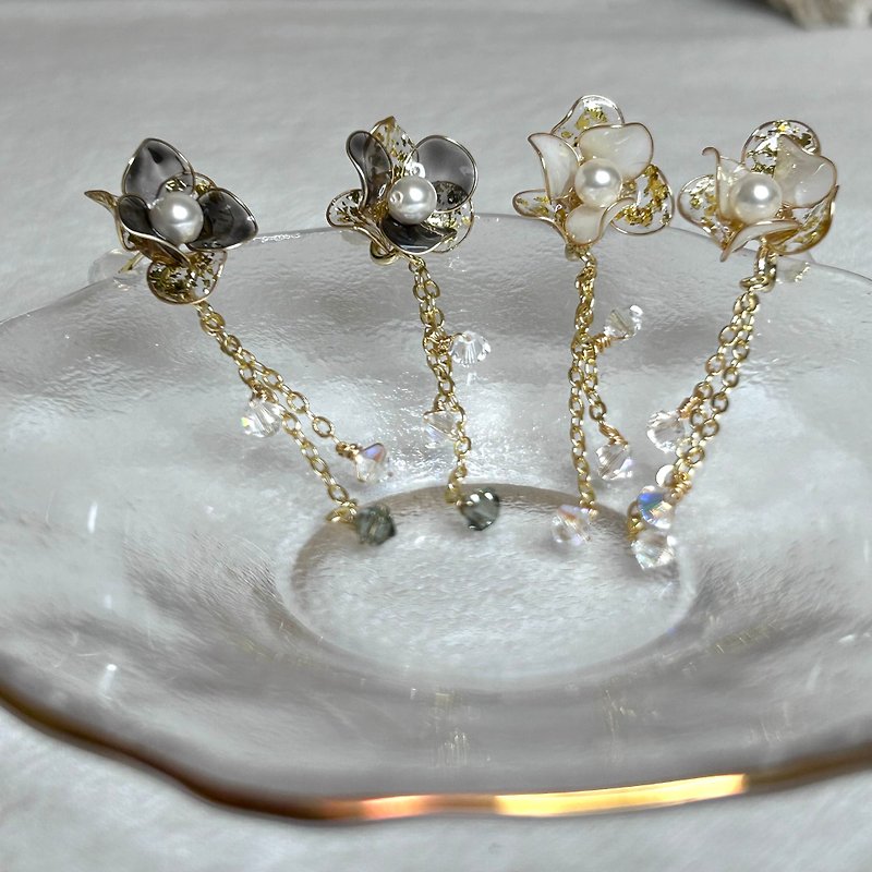 [Double-layer Begonia Flower] On-ear earrings drop earrings crystal flower jewelry - Earrings & Clip-ons - Resin 