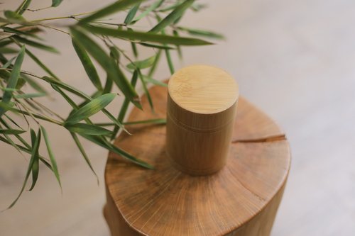 竹製品 | 蓋付き竹筒 | 茶筒 | 手磨きの自然で健康的な商品