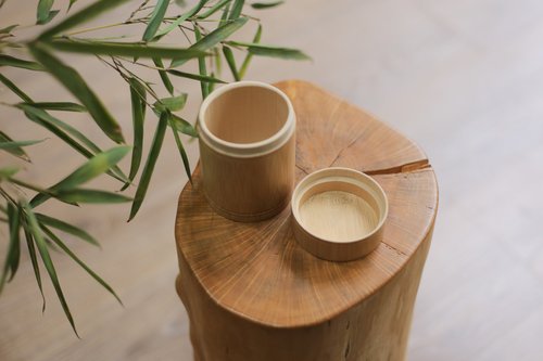 本竹製　斑竹文様　竹細工　蓋付　竹筒　 香筒　茶入　茶筒　茶道具　茶器　野点道具 本竹製 斑竹文様 竹細工 蓋付 竹筒 香筒 茶入 茶筒 茶道具 茶器