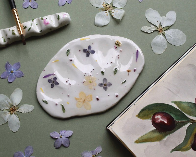 Flower painting palette, Floral mini travel palette, White clay pallet, Gift,Art - Pottery & Glasswork - Clay White
