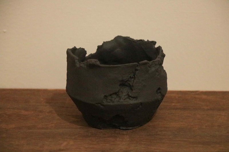 Wuya basin - no glaze - Plants - Pottery Black