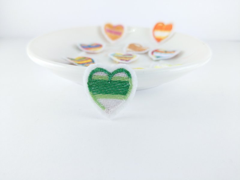 S114 愛心 原創設計 刺繡貼片 燙片貼布 補丁 燙布片 衣服 夾克 - 其他 - 其他材質 綠色
