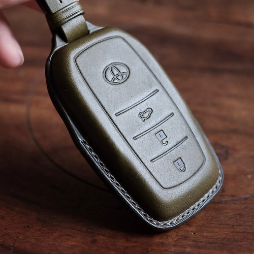 寓吉 Leather Craft 【寓吉】Toyota Alphard Hilux Land Cruiser 皮卡 鑰匙皮套