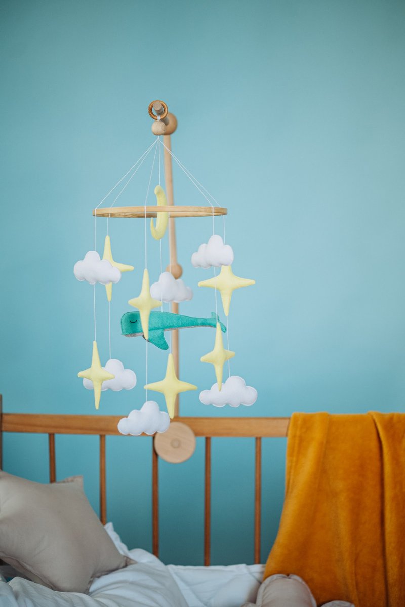 Baby mobile Felt mobile Ecofriendly mobile Ocean mobile whale mobile