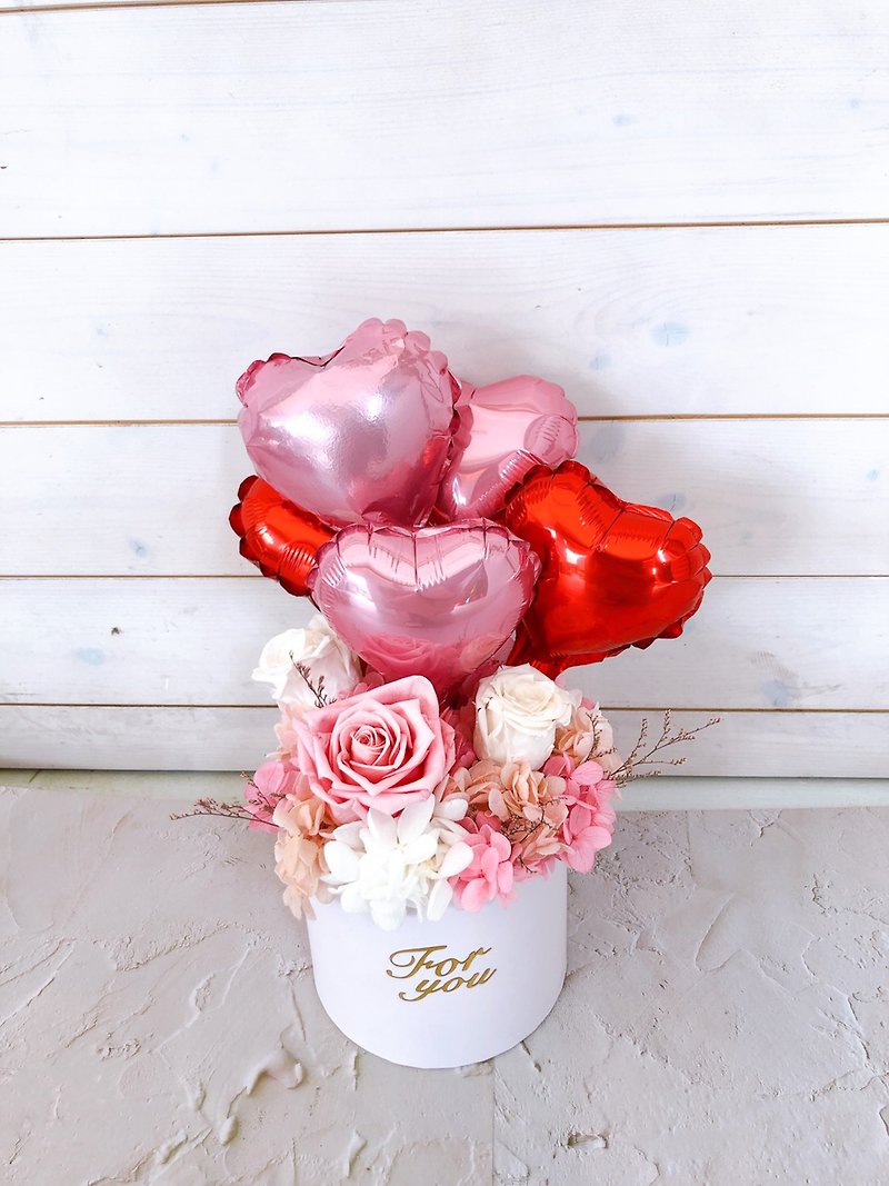 Elegant pink roses/dried flowers/Valentine's Day gift box/opening ceremony/graduation gift/Mother's Day gift - ช่อดอกไม้แห้ง - วัสดุอื่นๆ สีแดง