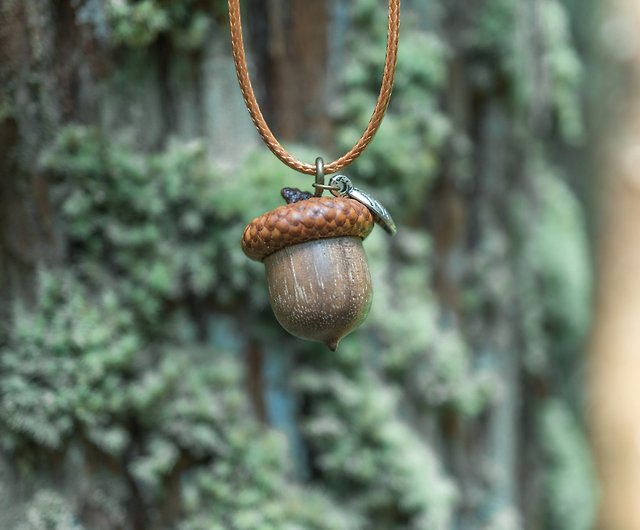 秋の木製どんぐりネックレス調節可能な長さ - ショップ alivewood