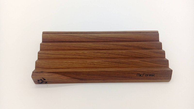 MicForest ．Hidden Forest．Multifunction pen tray ．Mobile phone holder．Walnut / Cherry - แฟ้ม - ไม้ สีนำ้ตาล