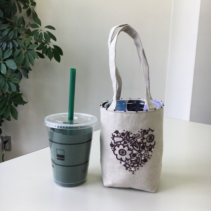 Cafe Bag Heart Flower - กระเป๋าถือ - ผ้าฝ้าย/ผ้าลินิน ขาว