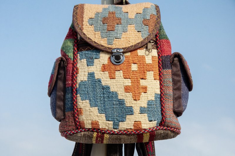 kilim土耳其肩背包 皮革拼接設計後背包 民族風登山包-伊朗地毯風 - 後背包/背包/書包 - 羊毛 多色