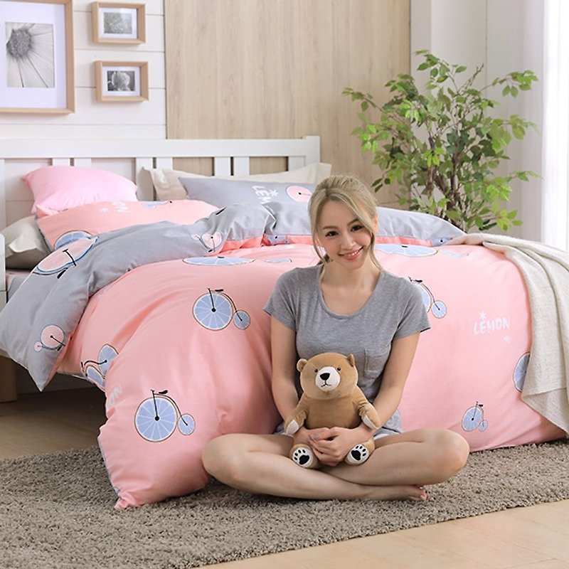 檸檬派(粉)-雙面設計100%精梳棉薄件床包四件組(雙人5×6.2尺) - 床包/寢具 - 棉．麻 粉紅色