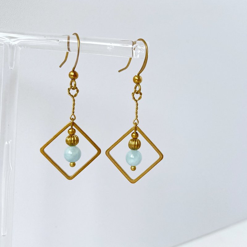 classical. Natural Aquamarine Crystal Bronze Earhook Changeable Clip-on Handmade Earrings Communication - ต่างหู - ทองแดงทองเหลือง สีน้ำเงิน