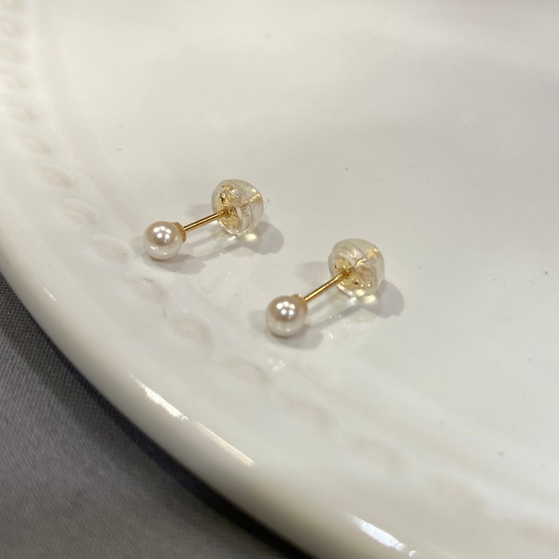 [K18 GOLD] 18K Gold 3mm Senshu Shell Pearl Earrings 18KP2 June Birthstone [SOLID GOLD] - ต่างหู - โลหะ ขาว