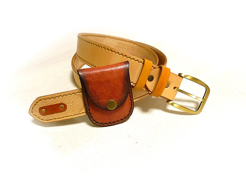 POPO│ classic red mini pocket │. │ cow leather purse. - เข็มขัด - หนังแท้ สีแดง