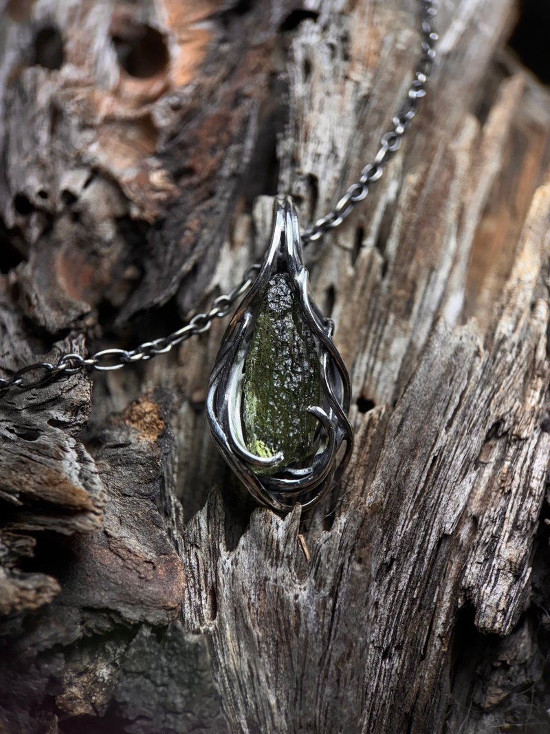 モルダバイト / チェコ隕石 / 心の言葉 - ネックレス - 半貴石 グリーン